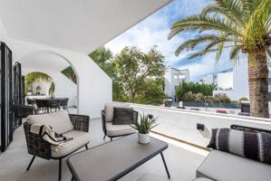 Piso En venta en Puerto Banus, Marbella photo 0