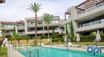 Piso En venta en Parque Central, Estepona photo 0