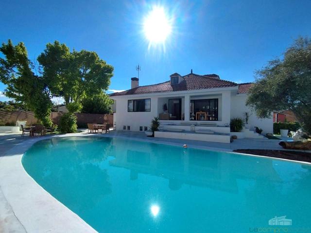 ESPECTACULAR CHALET INDEPENDIENTE photo 0