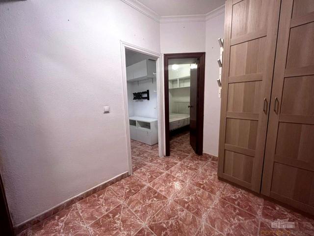 Piso en venta en Madrid de 27 m2 photo 0