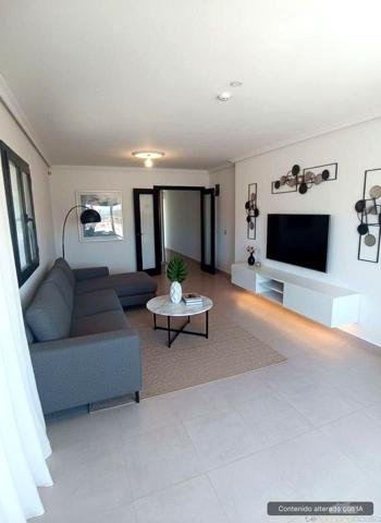 Piso en venta en Ocaña de 90 m2 photo 0