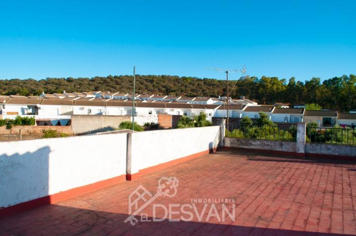 CASERÓN CON DOBLE VIVIENDA EN CASTILBLANCO DE LOS ARROYOS photo 0