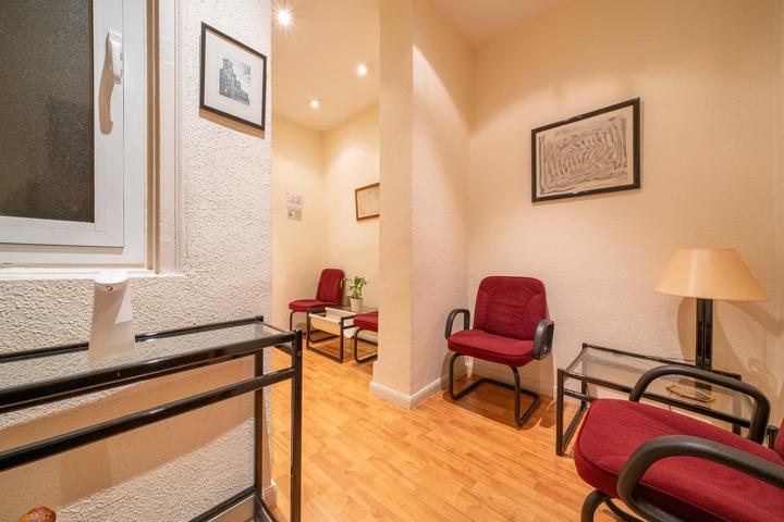 Planta Baja En venta en Castellana, Madrid photo 0