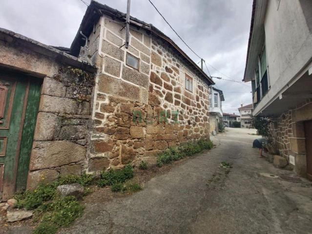 Casa En venta en Barrio Loiro, Barbadás photo 0