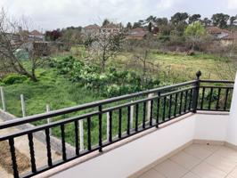CASA CON FINCA EN CASTRELO photo 0