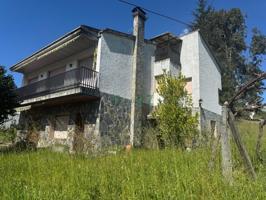 Casa En venta en Ourense photo 0