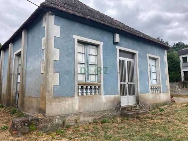 casa con finca en Leiro photo 0
