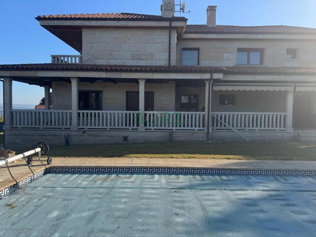 Unifamiliar En venta en Rua Principal, San Cibrao Das Viñas photo 0