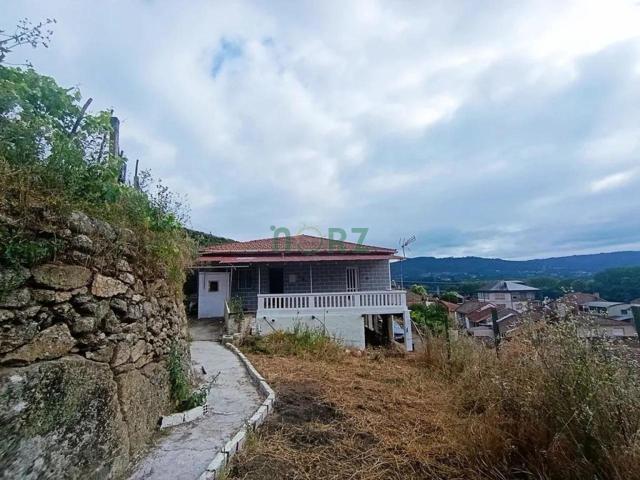 casa con finca en Barbantes photo 0