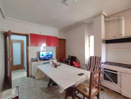 Piso en venta en Albacete de 135 m2 photo 0