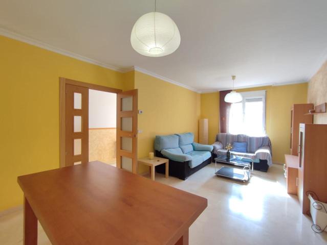 Casa - Chalet en venta en La Gineta de 150 m2 photo 0