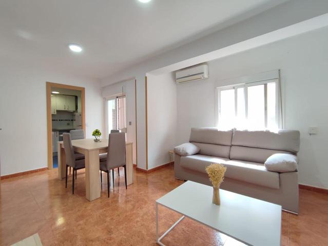Piso en alquiler en Albacete de 75 m2 photo 0