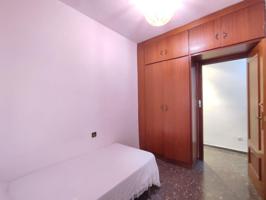 Habitación en alquiler en Albacete de 140 m2 photo 0