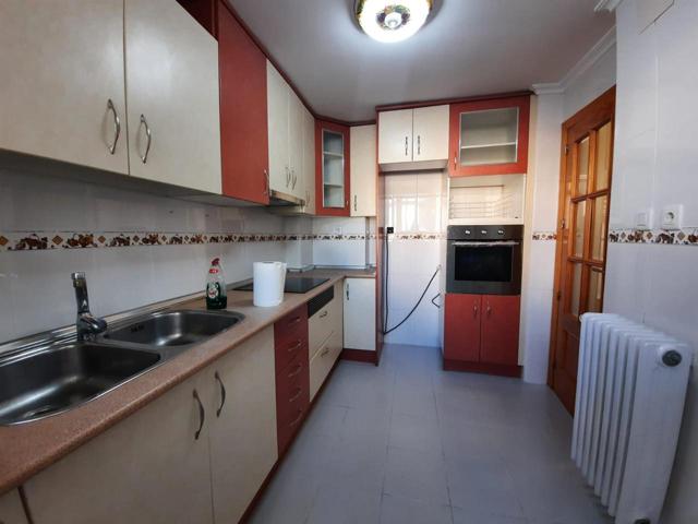 Piso en alquiler en Albacete de 80 m2 photo 0