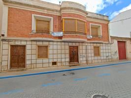 Casa - Chalet en venta en La Roda de 343 m2 photo 0