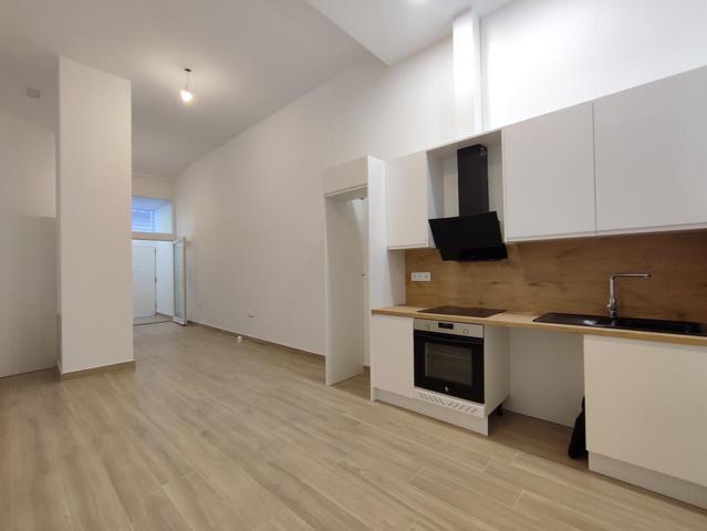 Piso en venta en Albacete de 85 m2 photo 0