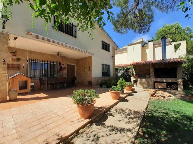 Casa - Chalet en venta en Albacete de 250 m2 photo 0