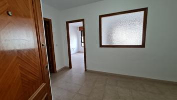 ALQUILER DE LOCAL COMERCIAL photo 0