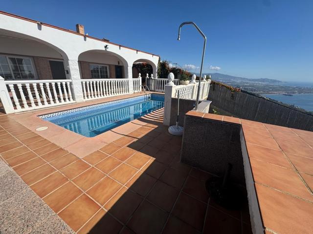 Unifamiliar Pareada En venta en Monte Los Almendros - El Pargo - Costa Aguilera, Salobreña photo 0