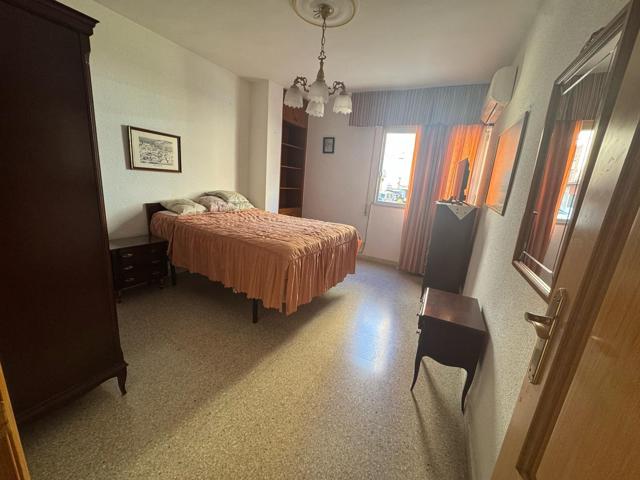 Piso En venta en Cl. Santisimo, Motril photo 0