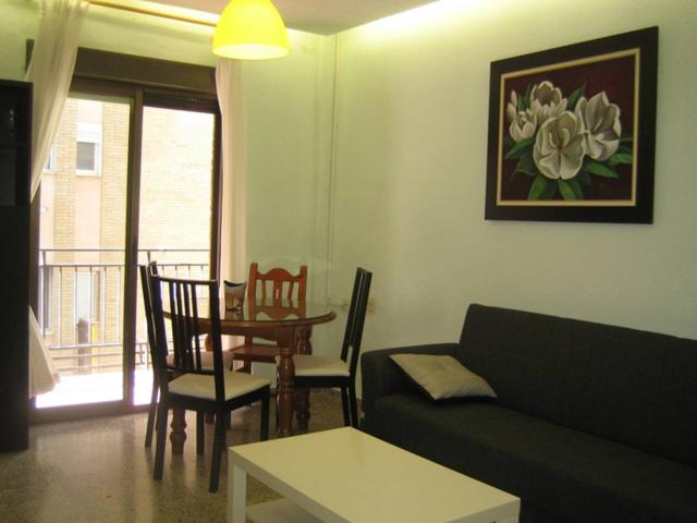 Piso en alquiler en San Ildefonso (Hospital Real) photo 0