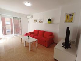 Piso en alquiler en Burjassot de 109 m2 photo 0