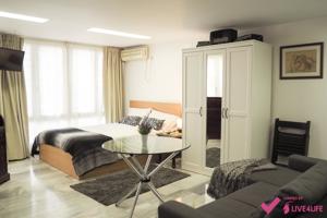 Estudio en alquiler en Sevilla de 50 m2 photo 0