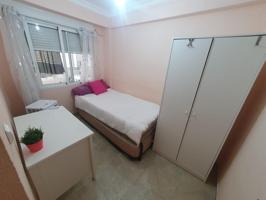 HABITACIÓN EN CALLE GUARDAMAR photo 0