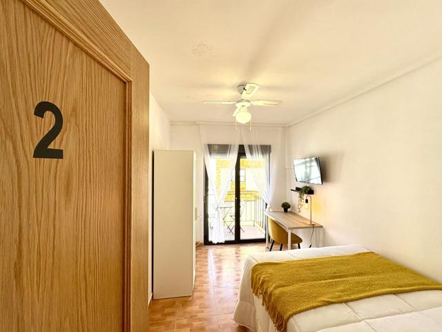 HABITACIÓN A ESTRENAR JUNTO ESTACIÓN TRENES LEÓN photo 0