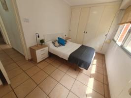 Habitación en alquiler en El Grao de Castellón de 15 m2 photo 0