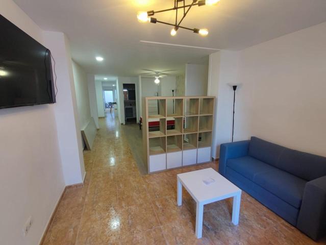 Piso en alquiler en València de 50 m2 photo 0