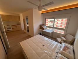 Estudio en alquiler en Valencia de 40 m2 photo 0