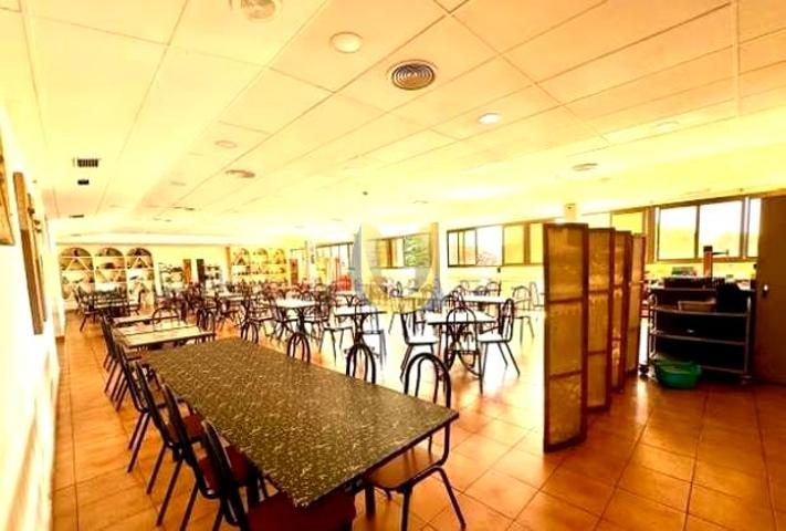 REF-UN4124- ALQUILER Y TRASPASO DE RESTAURANTE CON TERRAZA POR JUBILACIÓN EN GETAFE - MADRID photo 0