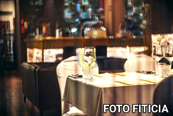 REF-UN4146- ALQUILER Y TRASPASO DE BAR RESTAURANTE CON TERRAZA EN WANDA photo 0
