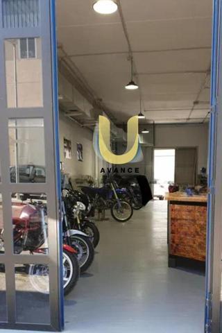 ALQUILER Y TRASPASO DE TALLER DE MOTOS EN LAS ROZAS DE MADRID photo 0