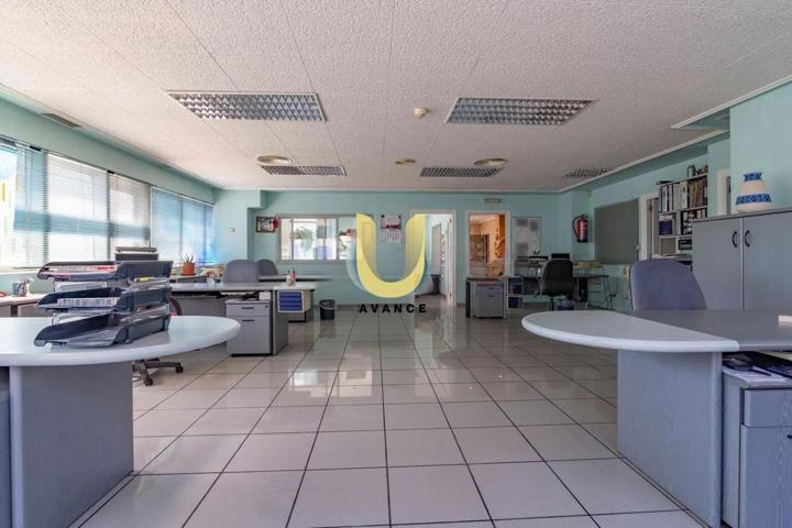 REF- UN4295- ALQUILER DE NAVE INDUSTRIAL DE 1.757 M2 EN MÓSTOLES photo 0