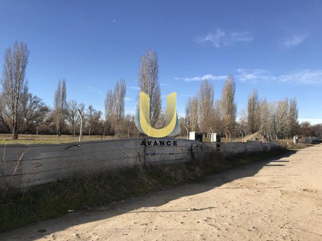 REF-UN4311- ALQUILER DE TERRENO DE 3.900 M2EN PARACUELLOS DE JARAMA - MADRID photo 0