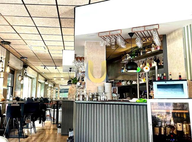 REF-UN4318- ALQUILER Y TRASPASO DE BAR CAFETERÍA CON TERRAZA EN SALAMANCA photo 0