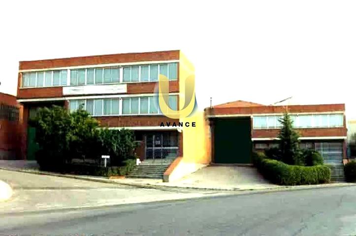 P-REF- UN4495- ALQUILER DE FÁBRICA INDUSTRIAL DE MAQUINARIA PESADA AUTOMOTRIZ Y OTROS EN FUENLABRADA photo 0