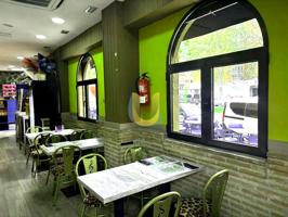 P-REF-UN4517- ALQUILER Y TRASPASO DE RESTAURANTE CON TERRAZA EN VALLECAS - MADRID photo 0