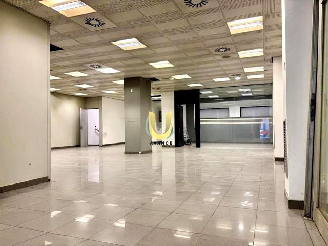 P-REF-UN4530- ALQUILER DE LOCAL COMERCIAL DE 430 M² EN PALOS DE LA FRONTERA - MADRID photo 0