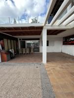 Local en venta en Playa Blanca de 70 m2 photo 0