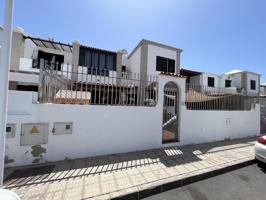 Casa - Chalet en venta en Playa Honda de 165 m2 photo 0