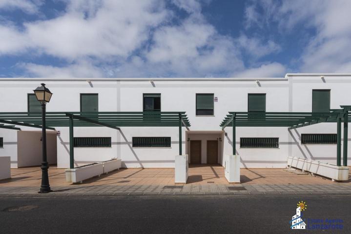 Duplex de 3 habitaciones en Playa Blanca (alquilado) photo 0