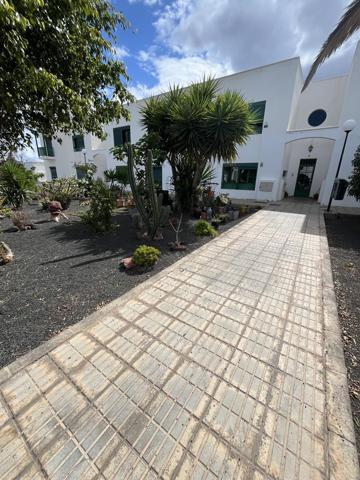 Se vende piso en Playa Blanca photo 0