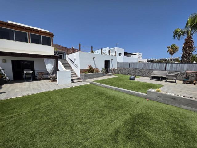 Villa con vistas al mar a 200m del paseo marítimo – Playa Blanca (Faro Pechiguera) photo 0