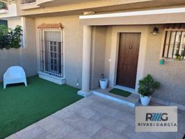 CASA ADOASADA EN VENTA EN ZONA ESTE photo 0