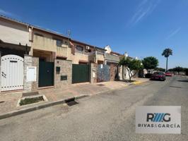 CASA ADOSADA EN VENTA EN GUADALCACÍN photo 0
