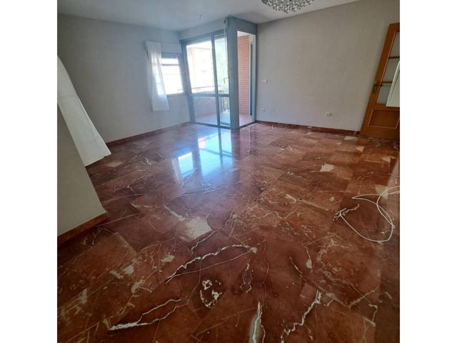 Piso en venta en Juan de Borbón(30007) photo 0