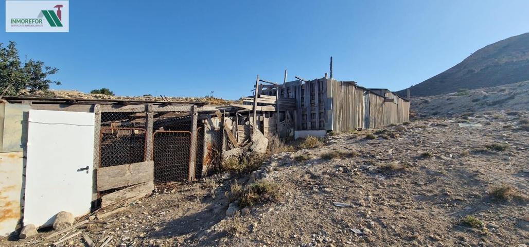 Gran terreno Rural ideal Mobil Home con pozo de agua propio photo 0